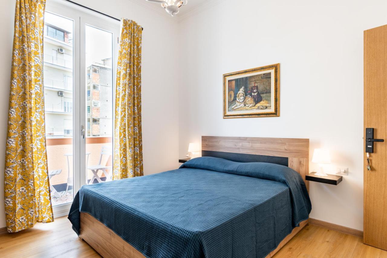 Catania Central Guest House - Rooms With Balcony エクステリア 写真