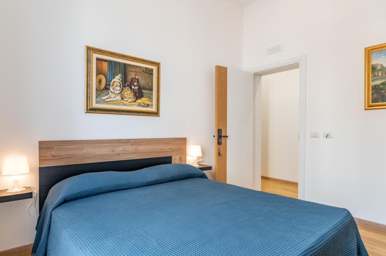Catania Central Guest House - Rooms With Balcony エクステリア 写真