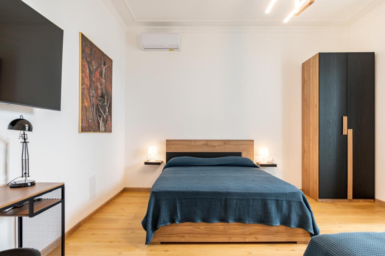 Catania Central Guest House - Rooms With Balcony エクステリア 写真