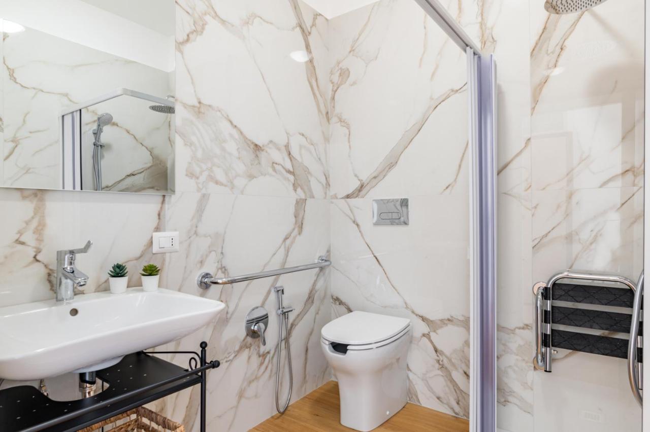 Catania Central Guest House - Rooms With Balcony エクステリア 写真